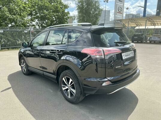 Toyota RAV4, 2016 г., 161 219 км