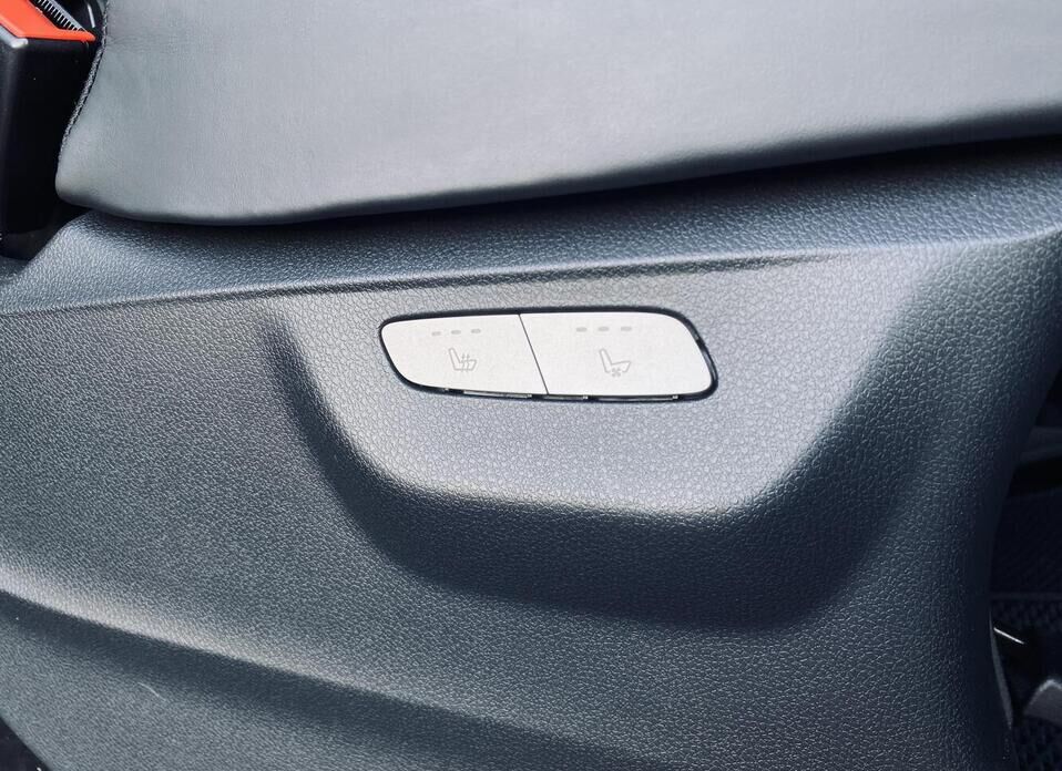 Mercedes-Benz V-Класс, III (W447) Рестайлинг 300 d длинный 2.0d AT (239 л.с.) 4WD