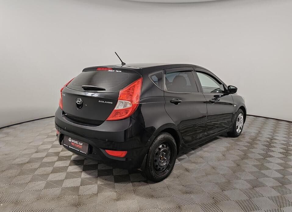 Hyundai Solaris, I 1.4 AT (107 л.с.)