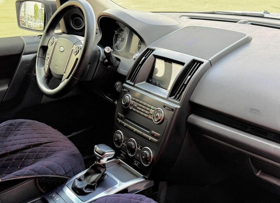 Land Rover Freelander, II Рестайлинг 2 2.2d AT (190 л.с.) 4WD
