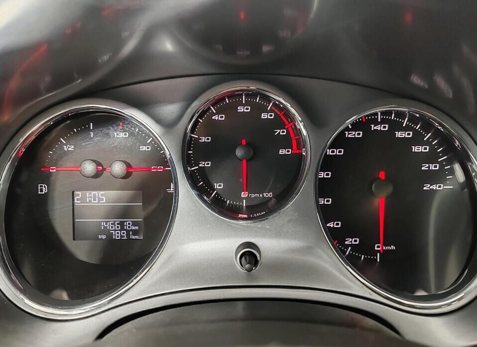 SEAT Leon 1.4 MT (125 л.с.)