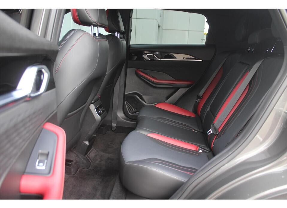 Geely Coolray, I Рестайлинг 1.5 AMT (147 л.с.)