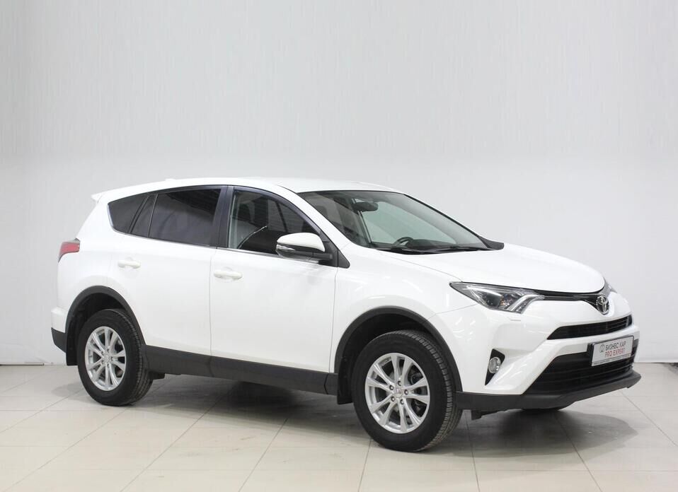 Toyota RAV4 2.0 MT (146 л.с.)