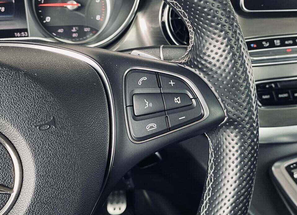 Mercedes-Benz V-Класс, III (W447) Рестайлинг 300 d длинный 2.0d AT (239 л.с.) 4WD