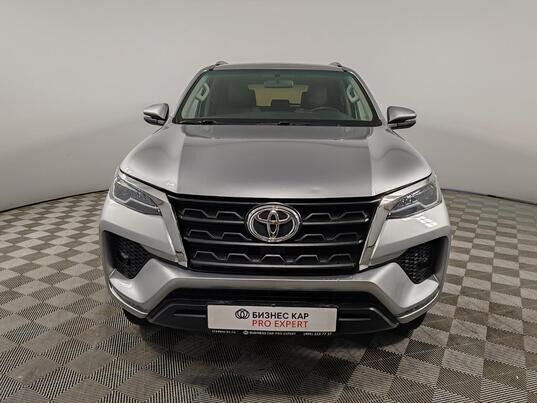 Toyota Fortuner, 2020 г., 82 504 км