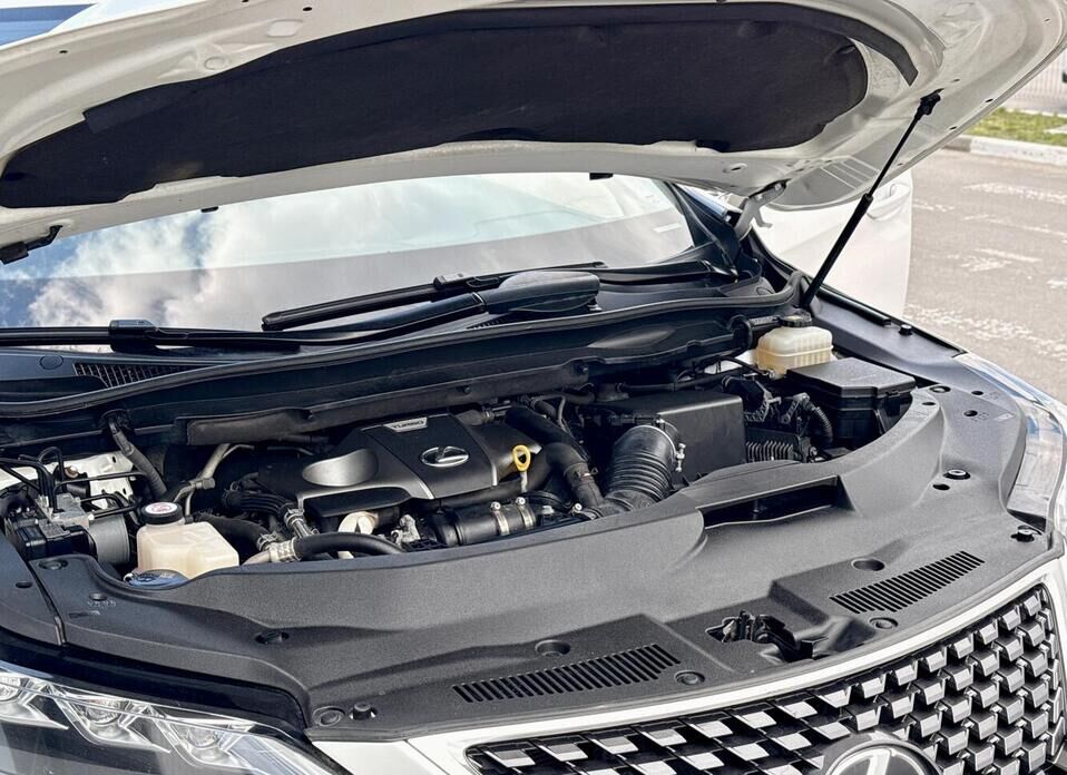 Lexus RX, IV Рестайлинг 300 2.0 AT (238 л.с.) 4WD