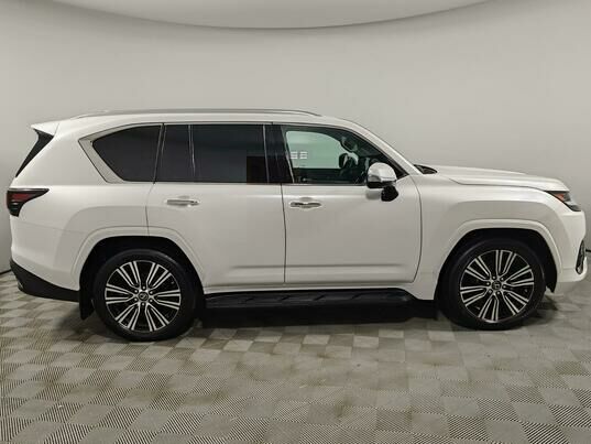 Lexus LX, 2022 г., 30 601 км