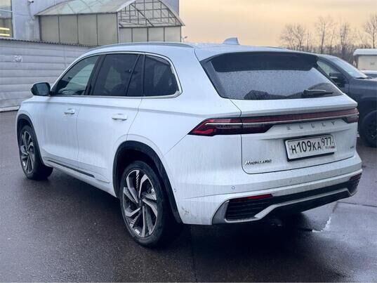 Geely Monjaro, 2023&nbsp;г., 59&nbsp;030&nbsp;км