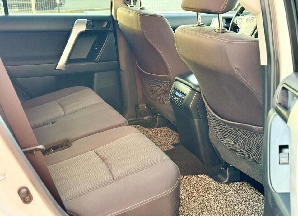 Toyota Land Cruiser Prado, 150 Series Рестайлинг 2 2.8d AT (177 л.с.) 4WD