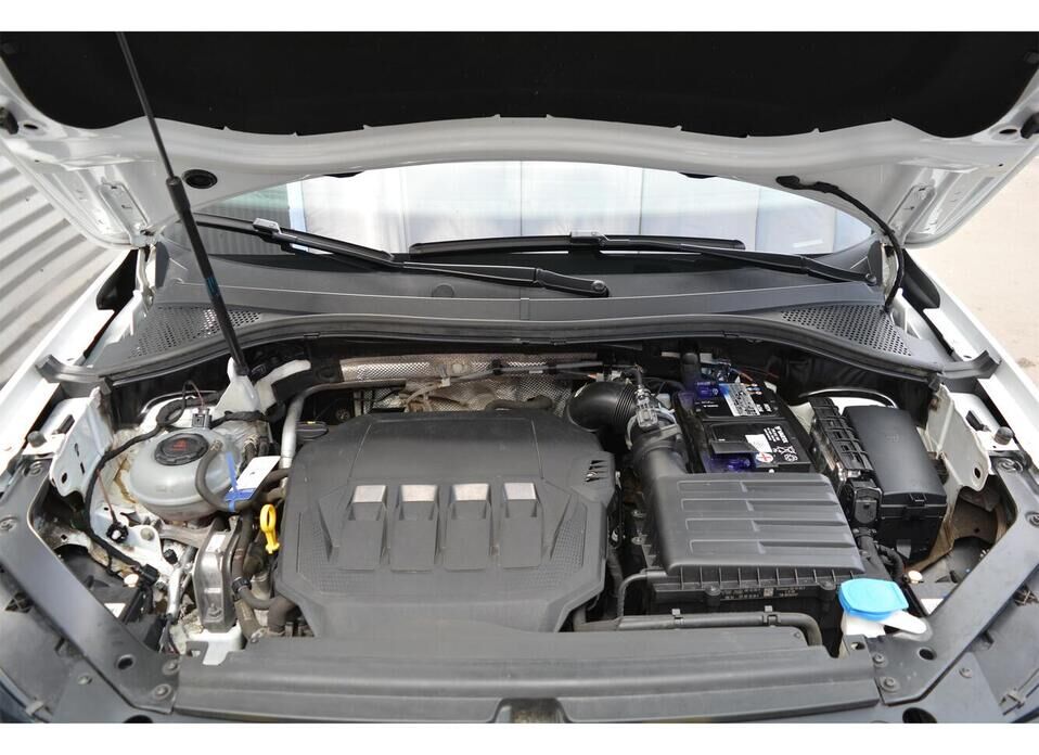Volkswagen Tiguan, II Рестайлинг 2.0 AMT (180 л.с.) 4WD