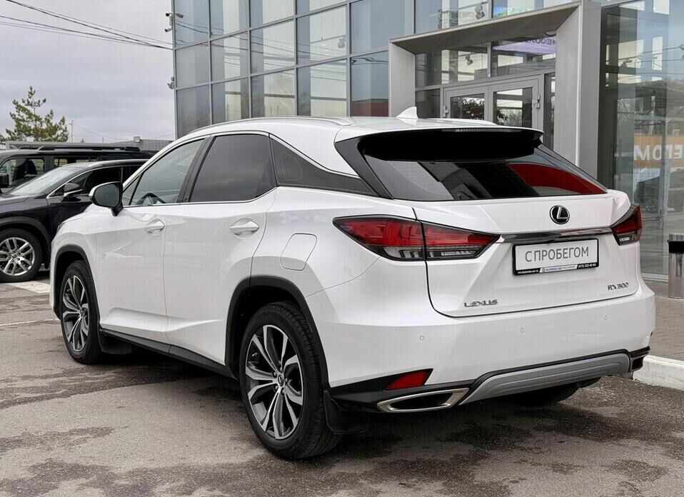 Lexus RX, IV Рестайлинг 300 2.0 AT (238 л.с.) 4WD