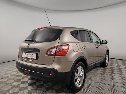 Nissan Qashqai, 2013&nbsp;г., 105&nbsp;389&nbsp;км