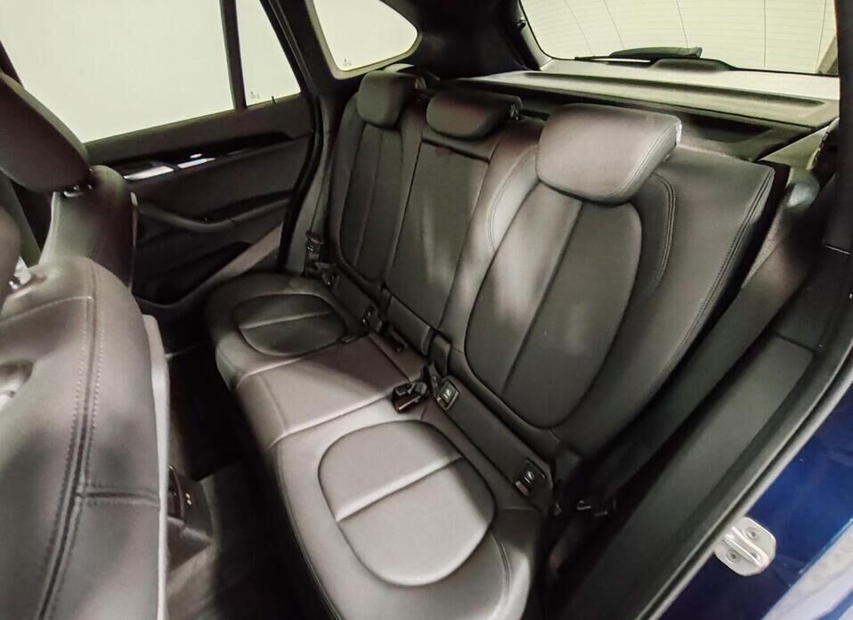 BMW X1, II (F48) Рестайлинг 18d xDrive 2.0d AT (150 л.с.) 4WD
