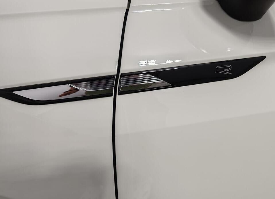 Volkswagen Tiguan, II Рестайлинг 2.0 AMT (180 л.с.) 4WD