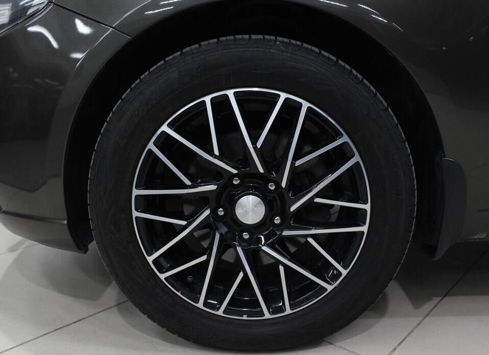 Kia Cerato, II 6-speed 1.6 MT (126 л.с.)
