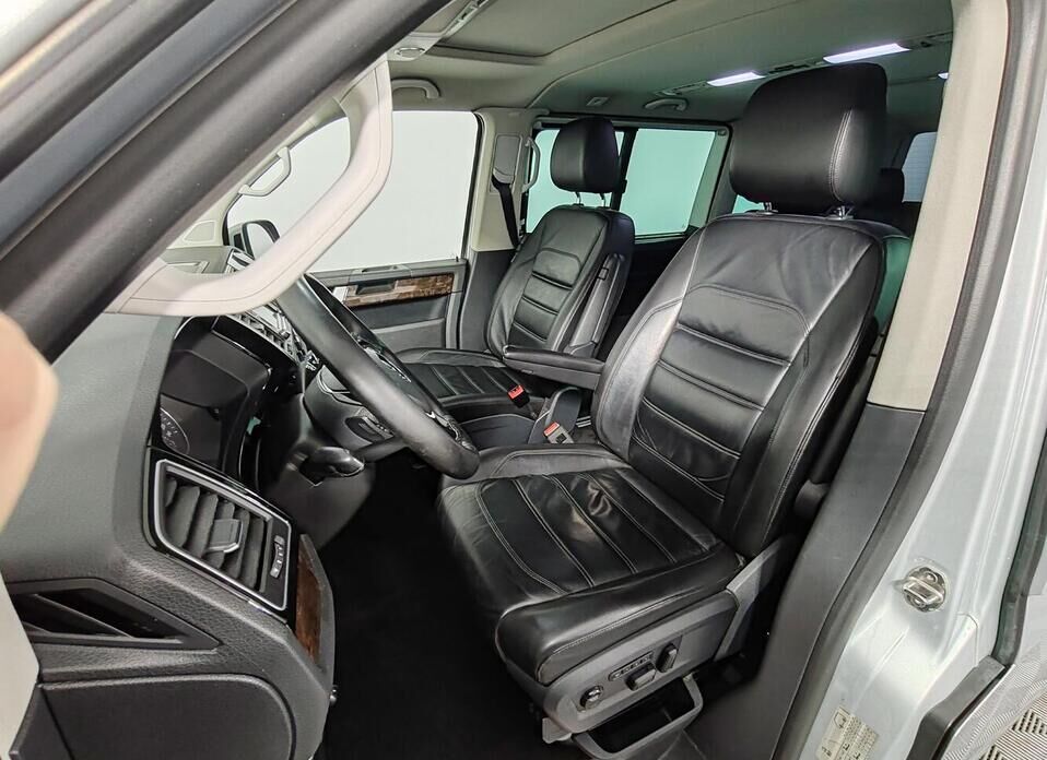 Volkswagen Multivan, T6 2.0d AMT (204 л.с.) 4WD