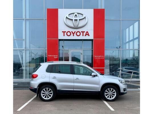 Volkswagen Tiguan, 2012 г., 311 430 км