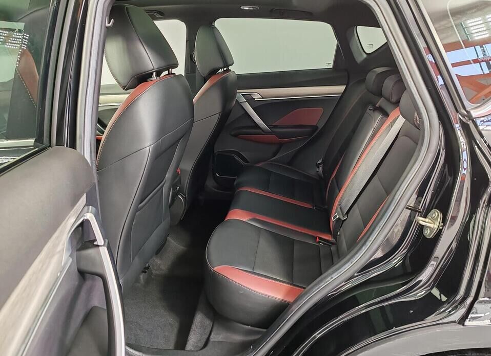 Geely Coolray, I Рестайлинг 1.5 AMT (147 л.с.)