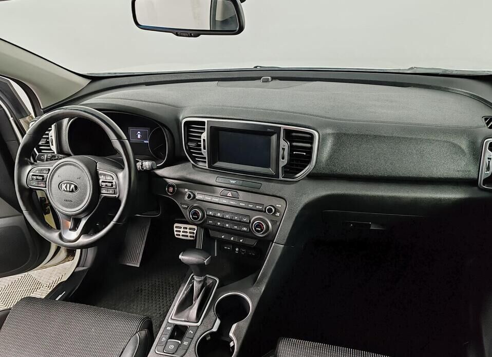 Kia Sportage, IV Рестайлинг 2.0 AT (150 л.с.)