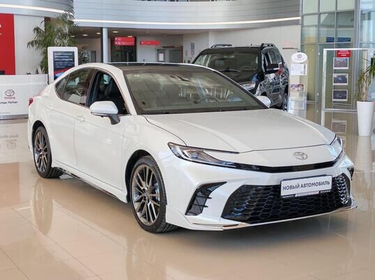Toyota Camry, 2025&nbsp;г., 10&nbsp;км