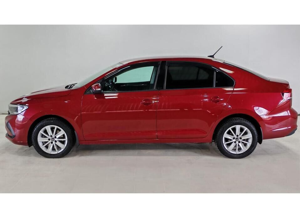 Volkswagen Polo, VI 1.6 AT (110 л.с.)