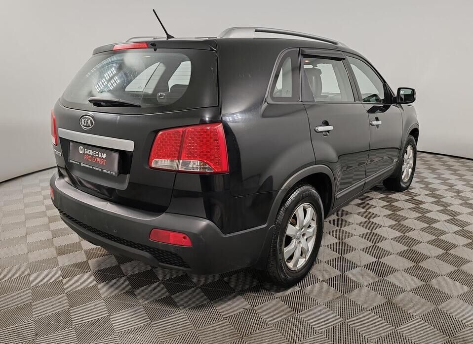 Kia Sorento, II 2.4 MT (175 л.с.) 4WD