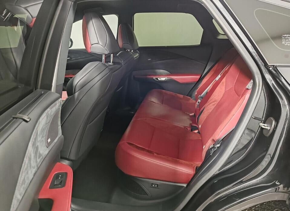 Lexus RX, V 500h 2.4hyb AT (371 л.с.) 4WD