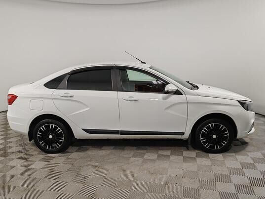 LADA (ВАЗ) Vesta, 2022 г., 88 481 км