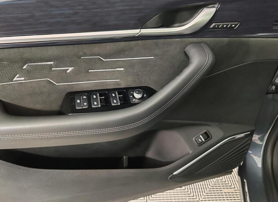 Geely Monjaro, I 2.0 AT (238 л.с.) 4WD