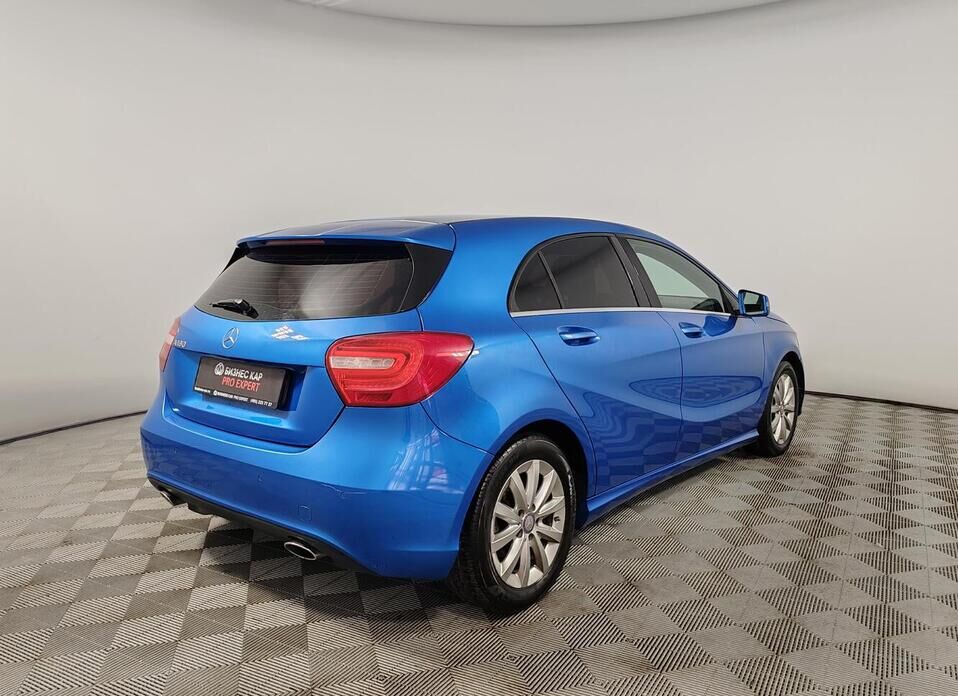 Mercedes-Benz A-Класс, III (W176) 180 1.6 AMT (122 л.с.)