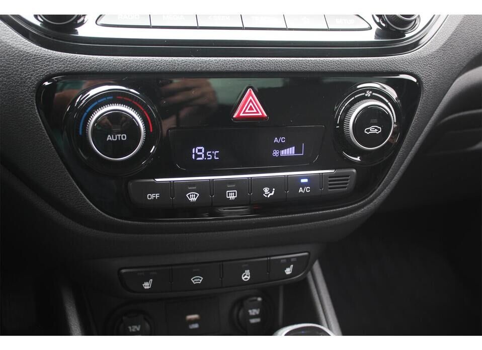 Hyundai Solaris 1.6 AT (123 л.с.)