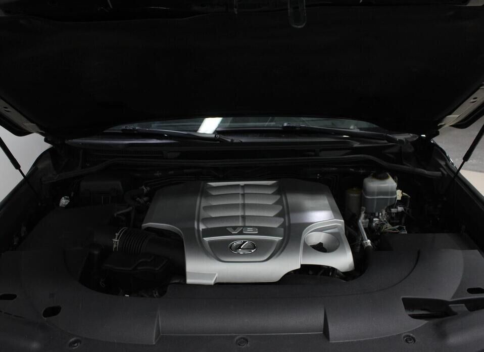 Lexus LX, III Рестайлинг 2 570 5.7 AT (367 л.с.) 4WD