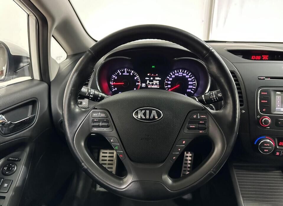 Kia Cerato, III 2.0 AT (150 л.с.)