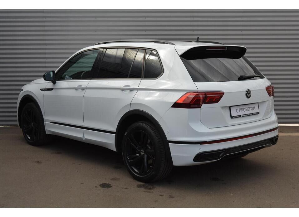 Volkswagen Tiguan, II Рестайлинг 2.0 AMT (180 л.с.) 4WD