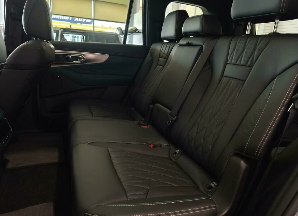 GAC GS8 2.0 AT (231 л.с.) 4WD