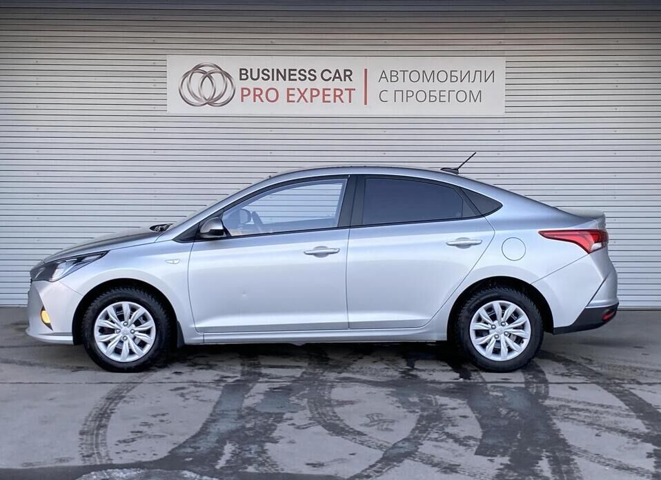 Hyundai Solaris, II Рестайлинг 1.6 MT (123 л.с.)