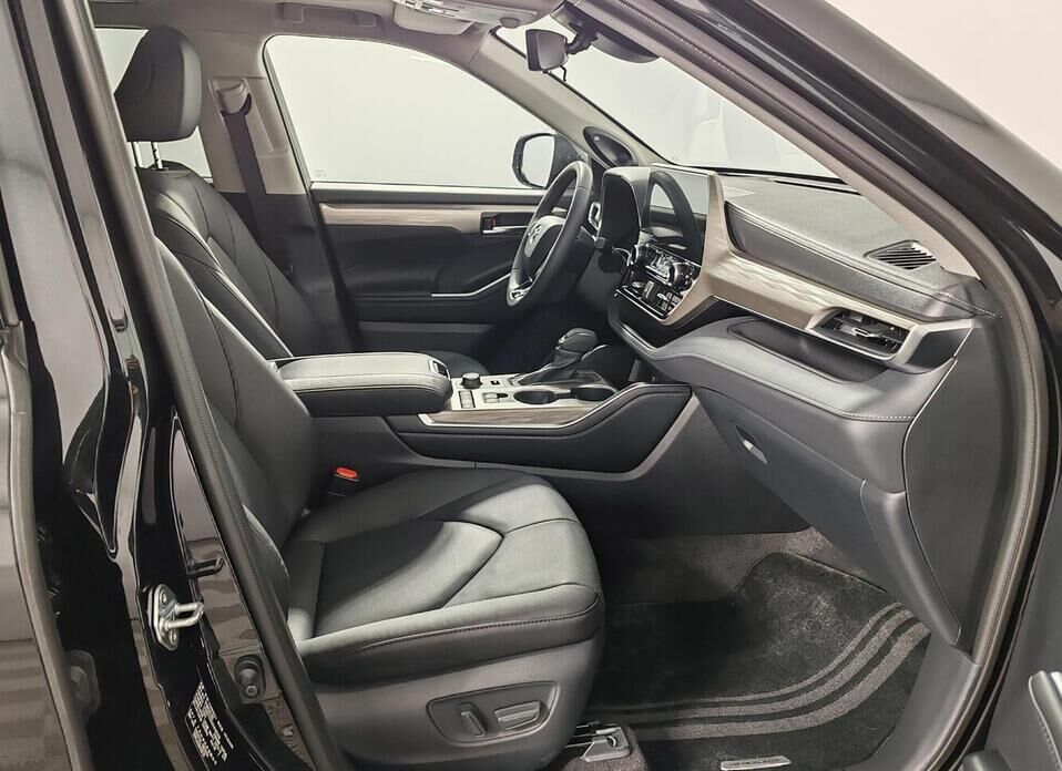 Toyota Highlander, IV (XU70) 2.0 AT (248 л.с.) 4WD
