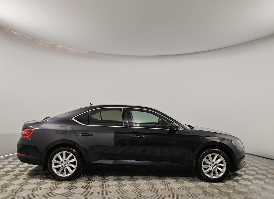 Skoda Superb, III 1.8 AMT (180 л.с.)