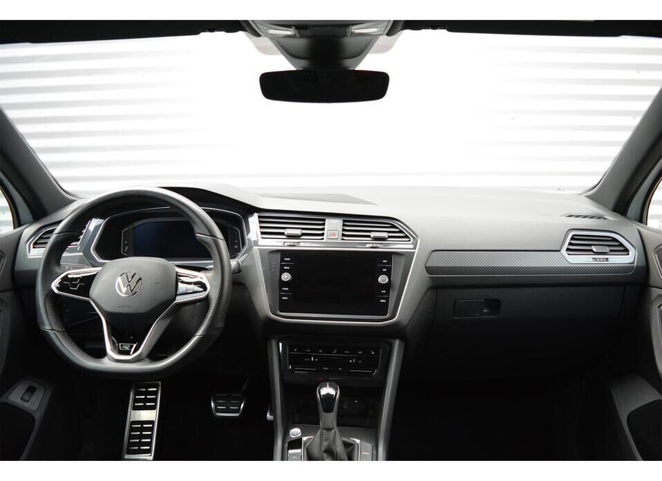 Volkswagen Tiguan, II Рестайлинг 2.0 AMT (180 л.с.) 4WD