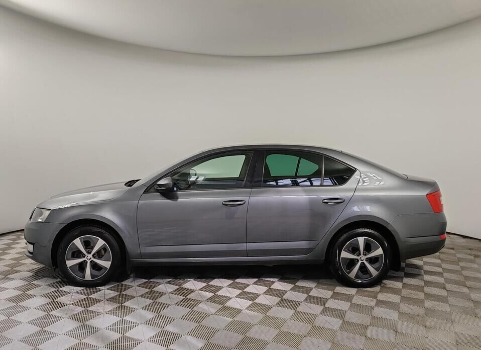 Skoda Octavia, III (A7) 1.6 MT (110 л.с.)