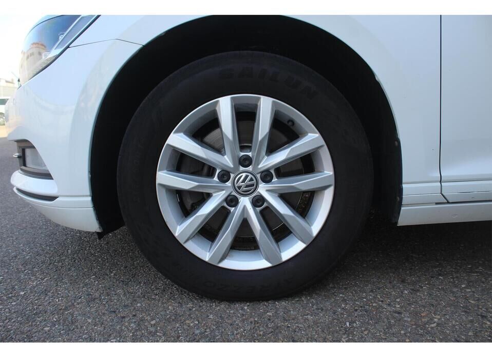 Volkswagen Passat, B8 1.8 AMT (180 л.с.)