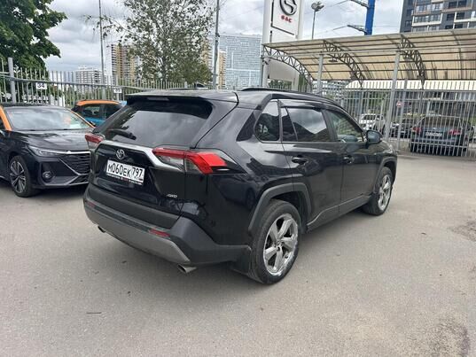 Toyota RAV4, 2021&nbsp;г., 95&nbsp;476&nbsp;км