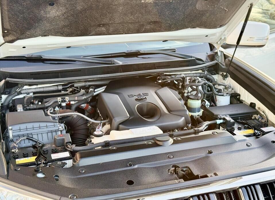 Toyota Land Cruiser Prado, 150 Series Рестайлинг 2 2.8d AT (177 л.с.) 4WD