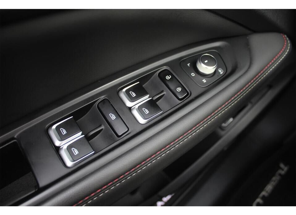 Geely Tugella, I 2.0 AT (238 л.с.) 4WD