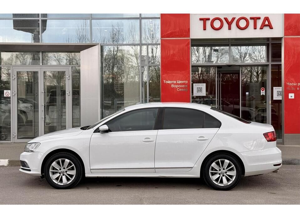 Volkswagen Jetta, VI Рестайлинг 1.4 AMT (125 л.с.)